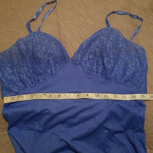 Vintage blue slip with lace - Picture 8 of 8